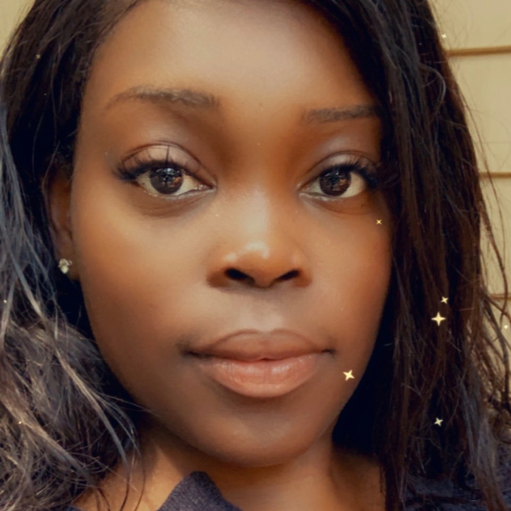 Meet your Posher, Dionne